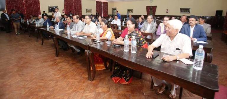 बागी उम्मेदवारलाई काँग्रेसले टिकट नदिने